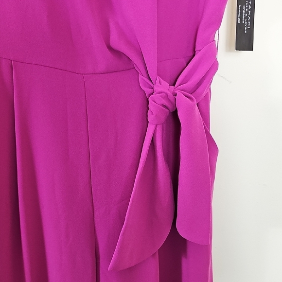 Tahari Chic Fuchsia Sleeveless Jumpsuit Size 14 - Picture 3 of 10